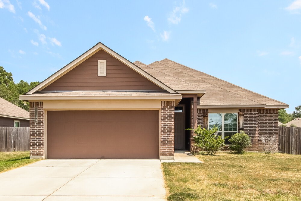 1149 Shadow Glenn Drive Conroe TX 77301