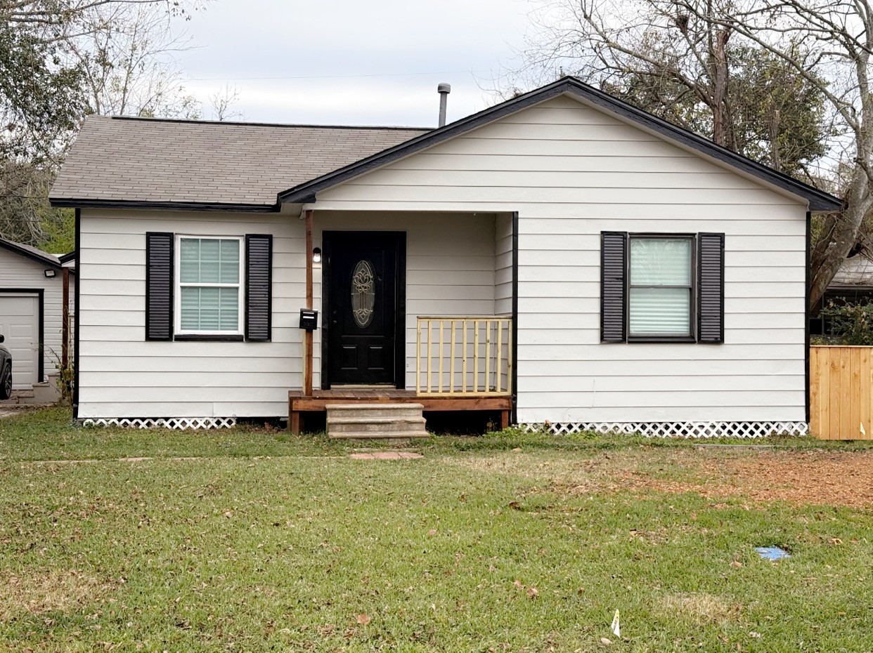 108 Begonia Lane Highlands TX 77562