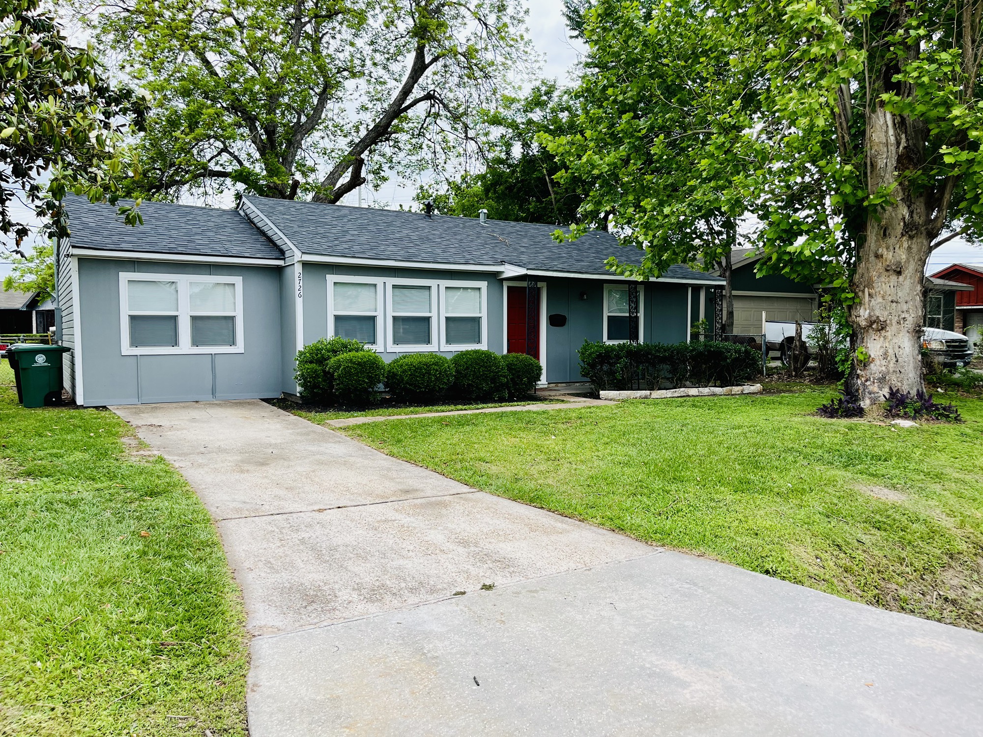 2726 Stallings Drive Houston TX 77088