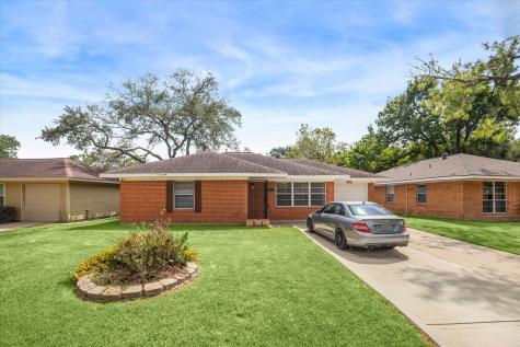 4041 Woodfox Street Houston TX 77025