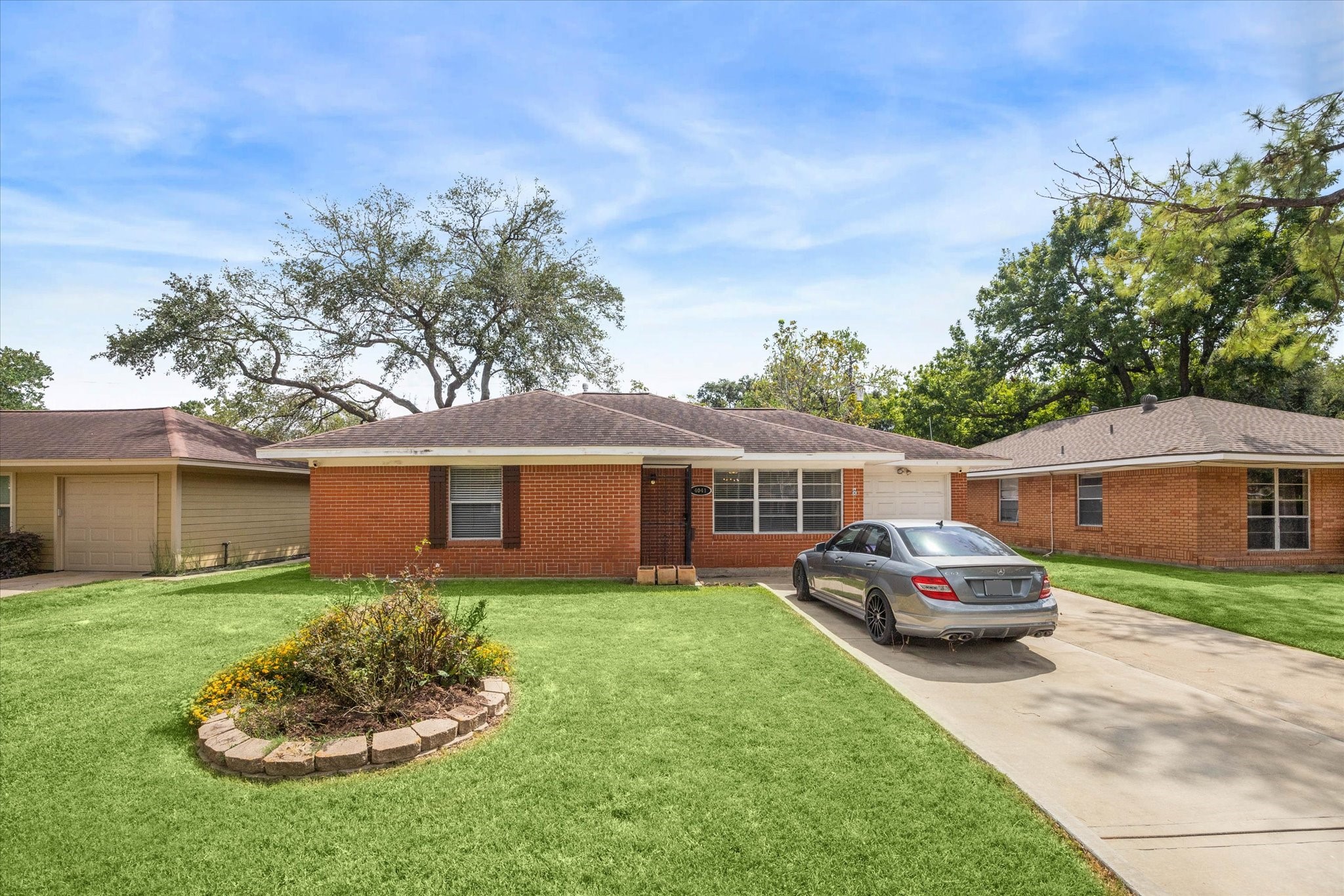 4041 Woodfox Street Houston TX 77025