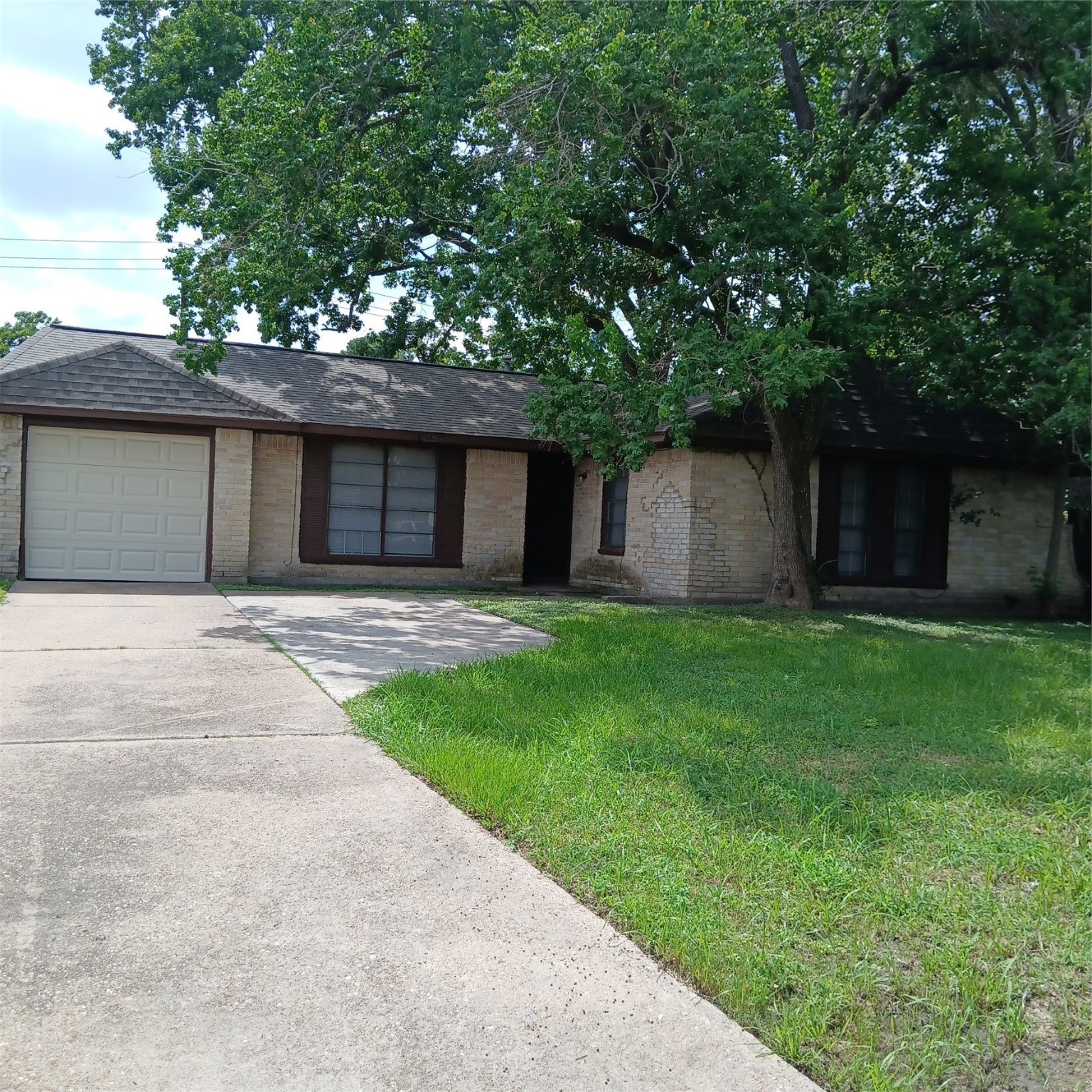 11239 Spottswood Drive Houston TX 77016