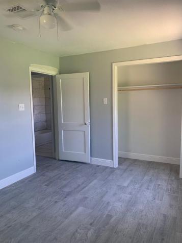 5859 Westover Street Houston TX 77033