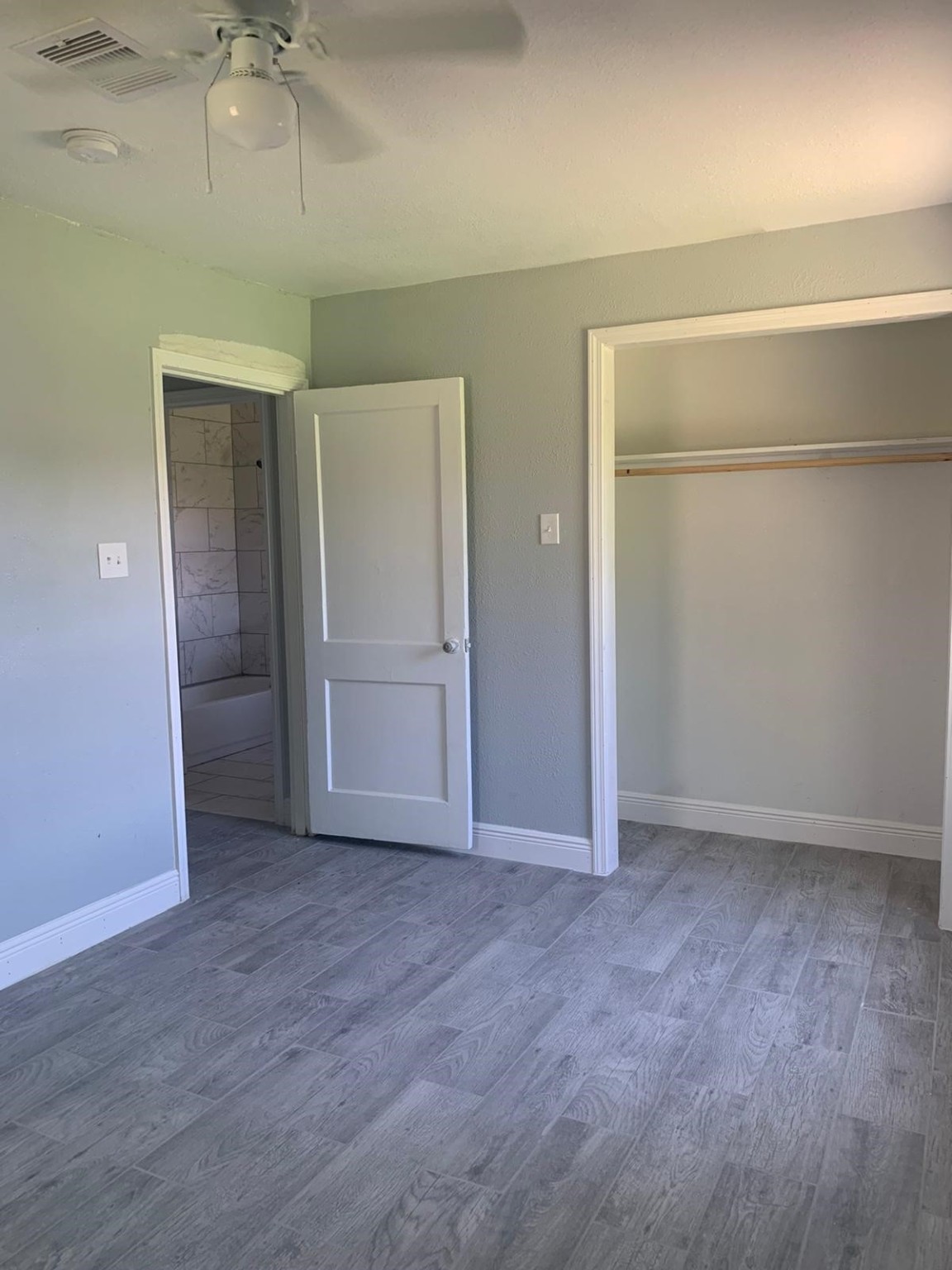 5859 Westover Street Houston TX 77033