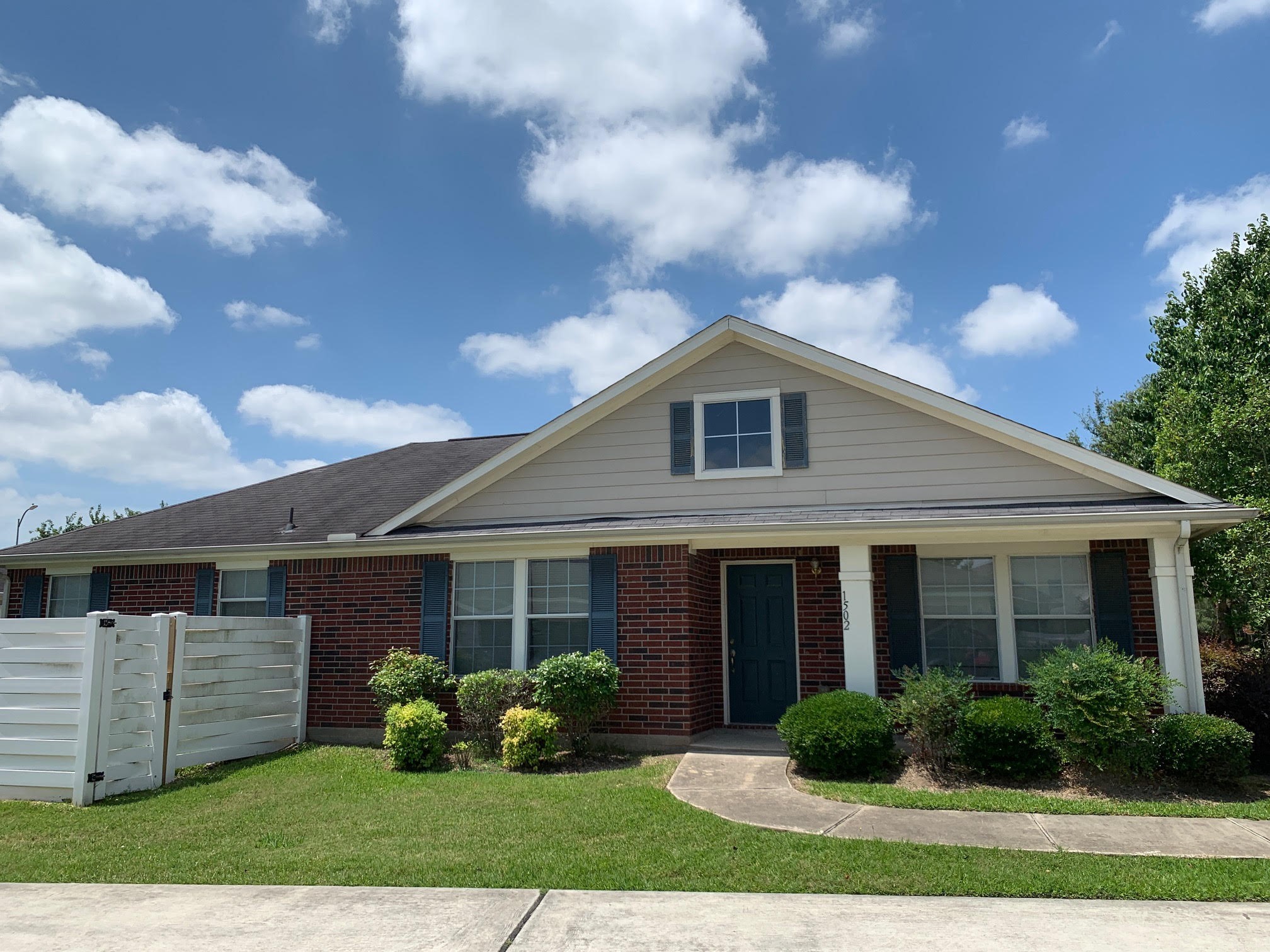 1502 Palcio Real Drive Houston TX 77047