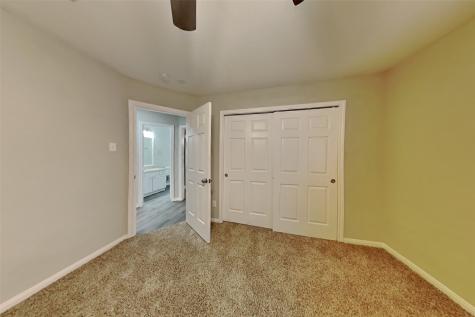 1015 S Wellsford Drive Pearland TX 77584