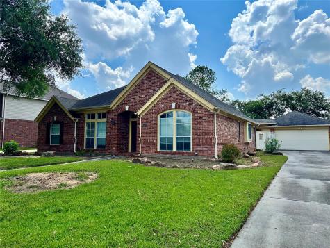 16919 Laguna Springs Drive Houston TX 77095