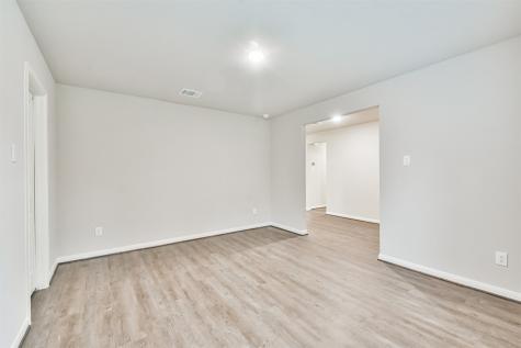 133 S Timber Top Drive Spring TX 77380