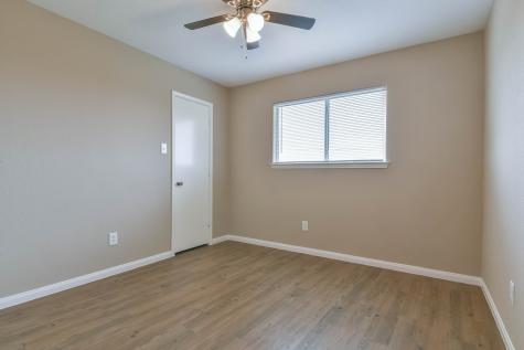 5111 Chase Wind Court Bacliff TX 77518