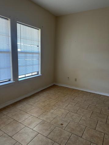 107 Oak Park Drive Clute TX 77531