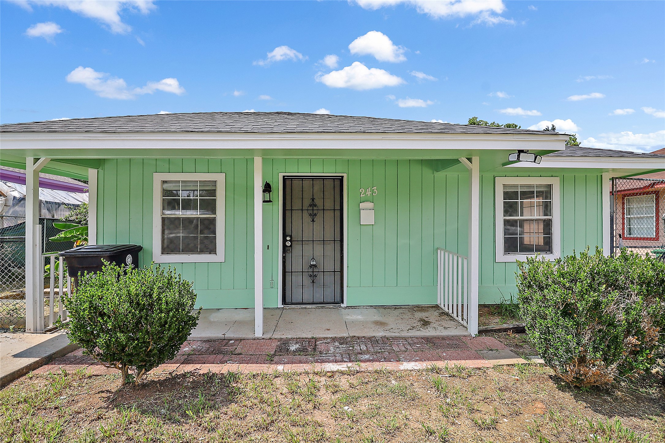 243 Georgia Street Houston TX 77029