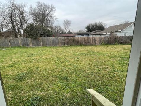 3942 King Street Houston TX 77026