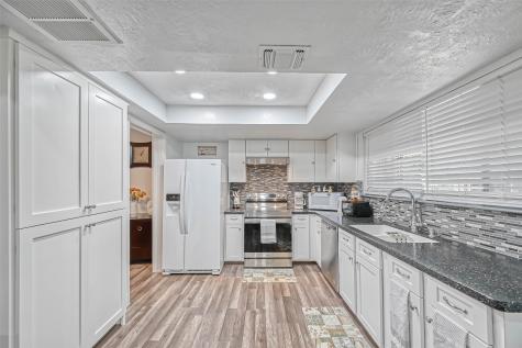 11618 Corona Lane Houston TX 77072
