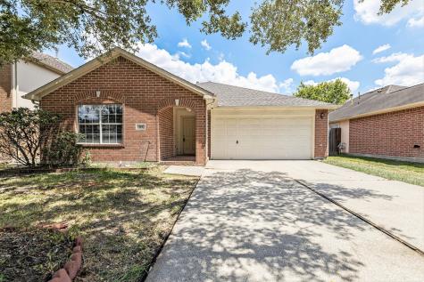 315 Mammoth Springs Lane Dickinson TX 77539