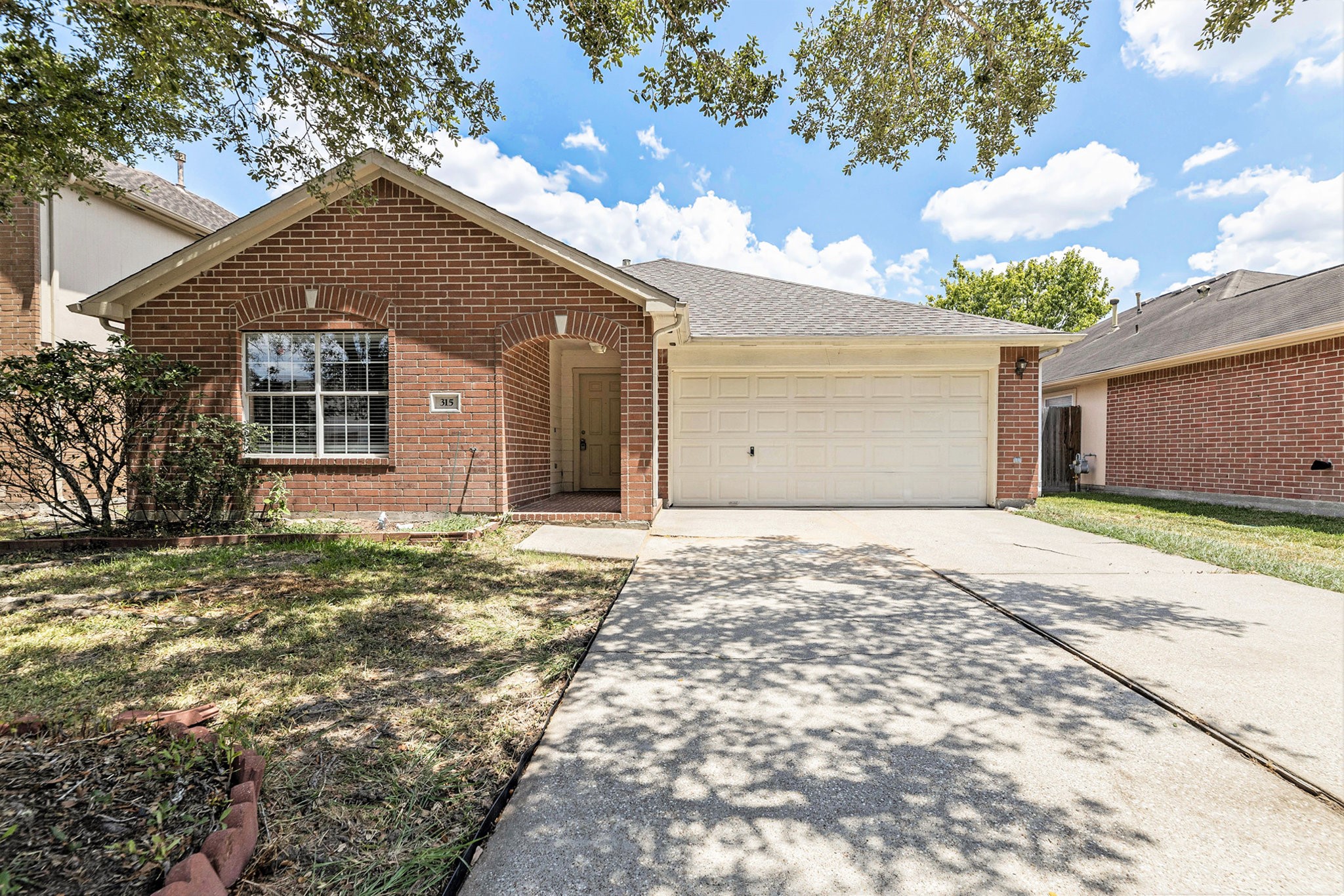 315 Mammoth Springs Lane Dickinson TX 77539