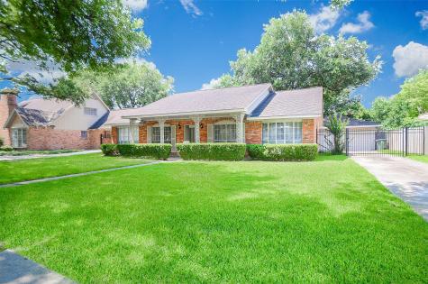 5847 S Braeswood Boulevard Houston TX 77096