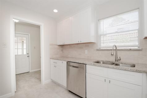 5847 S Braeswood Boulevard Houston TX 77096