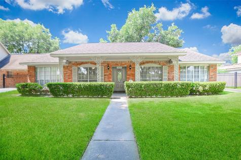 5847 S Braeswood Boulevard Houston TX 77096