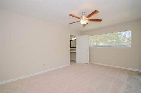5847 S Braeswood Boulevard Houston TX 77096