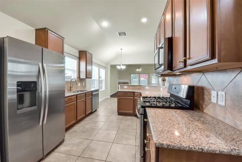 5114 Espuela Lane Baytown TX 77521