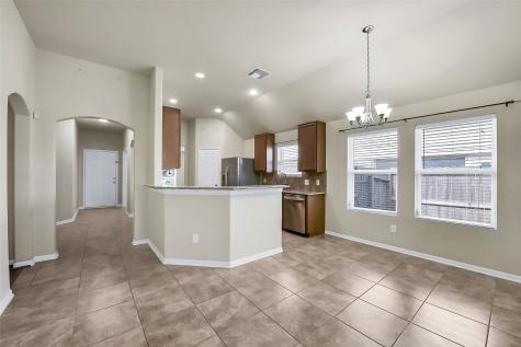 5114 Espuela Lane Baytown TX 77521