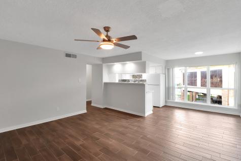 7047 Bissonnet Street 117 Houston TX 77074