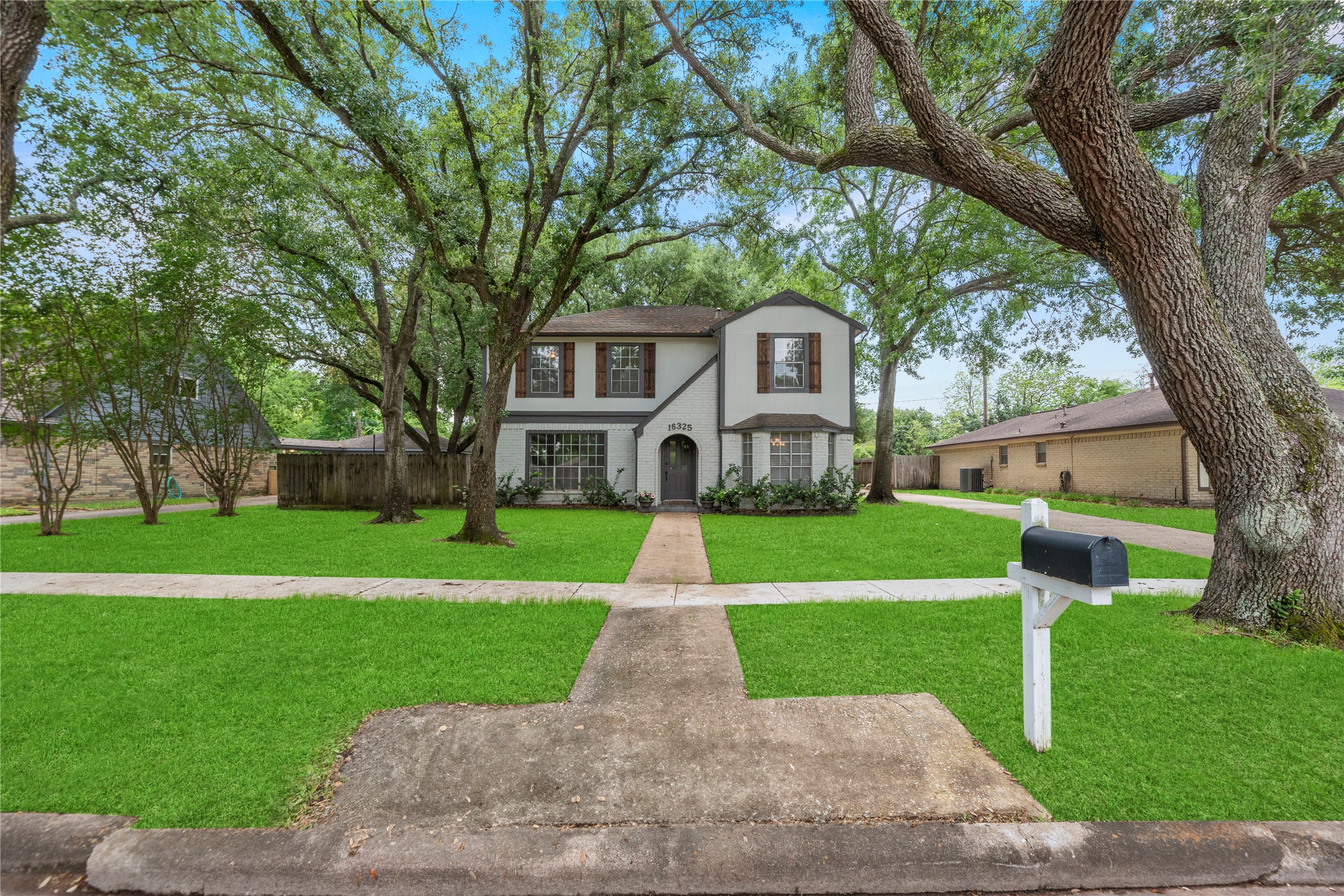 16325 Saint Helier Street Jersey Village TX 77040