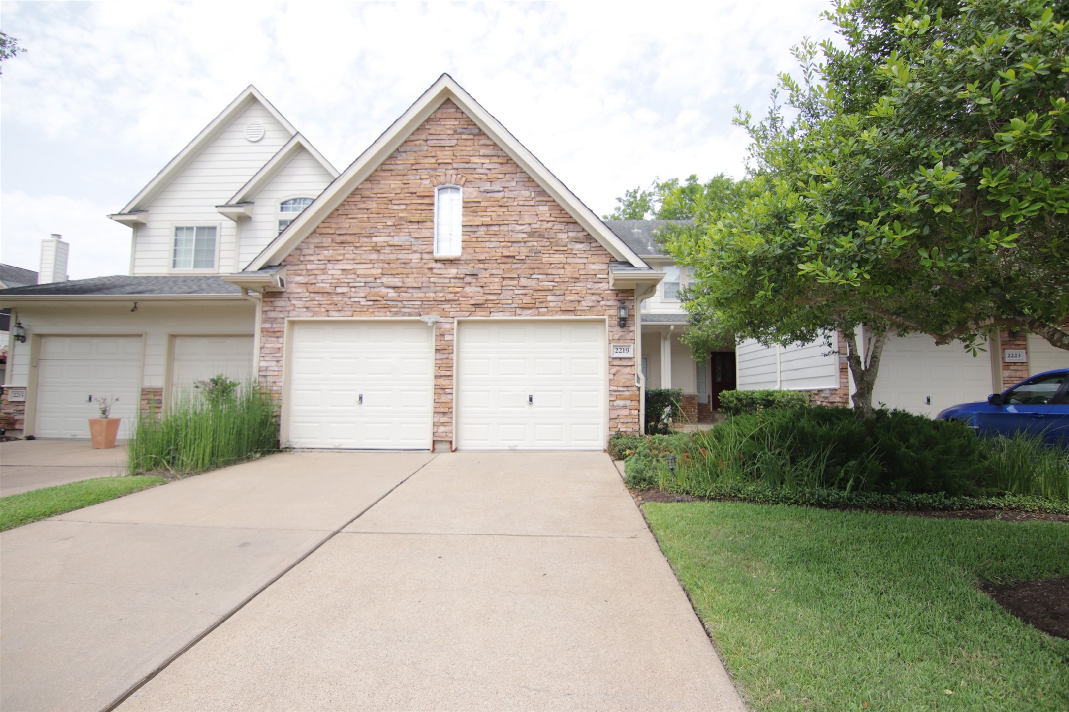 2219 Ridge Wood Lane Sugar Land TX 77479