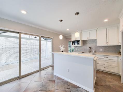 1610 Mary Mount Way Houston TX 77058