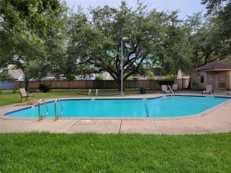 1610 Mary Mount Way Houston TX 77058
