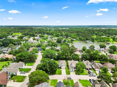 6894 Stillwater Drive Willis TX 77318