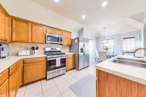 2410 Oxford Point Lane Houston TX 77014