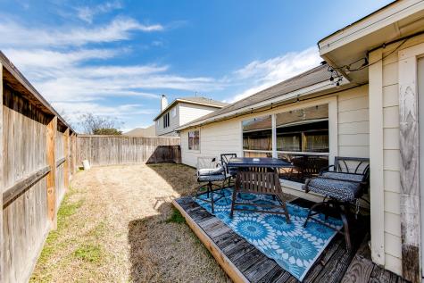 2410 Oxford Point Lane Houston TX 77014
