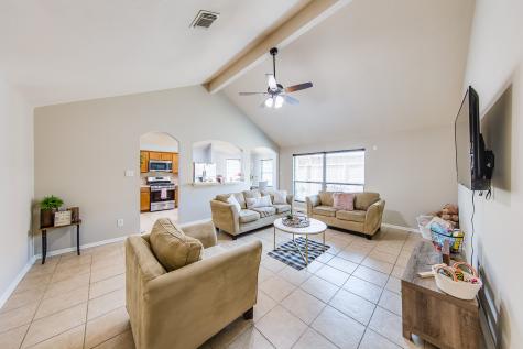 2410 Oxford Point Lane Houston TX 77014