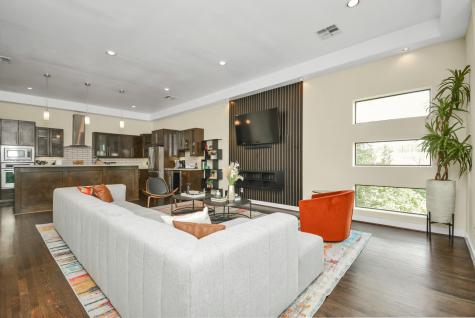 4608 Nett Street D Houston TX 77007