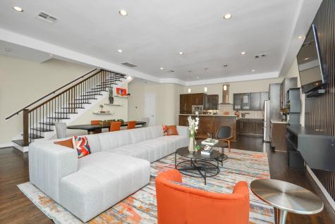 4608 Nett Street D Houston TX 77007