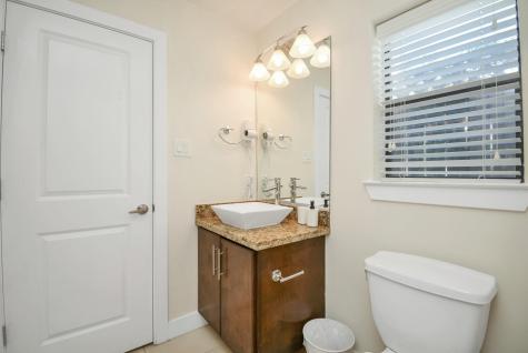 4608 Nett Street D Houston TX 77007