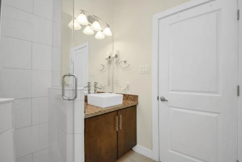 4608 Nett Street D Houston TX 77007