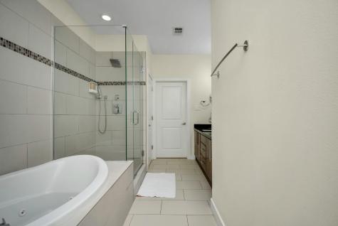 4608 Nett Street D Houston TX 77007