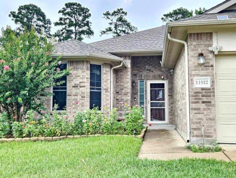 11922 Champions Walk Lane Houston TX 77066