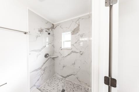4710 Glenmont Street Bellaire TX 77401