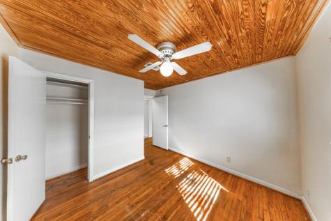 4710 Glenmont Street Bellaire TX 77401