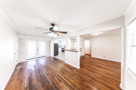 4710 Glenmont Street Bellaire TX 77401