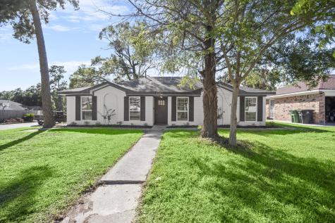 914 Grand Oaks Drive Houston TX 77015