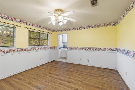 2101 Bush Drive Huntsville TX 77320
