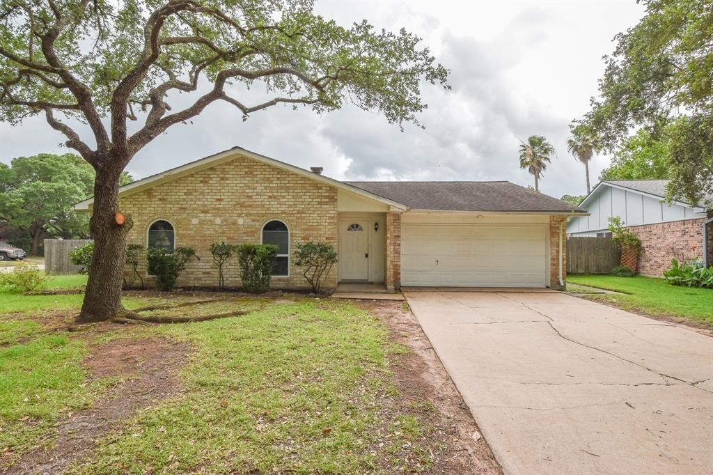 4631 Lochshin Drive Houston TX 77084