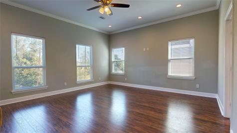322 E 40th Street Houston TX 77018