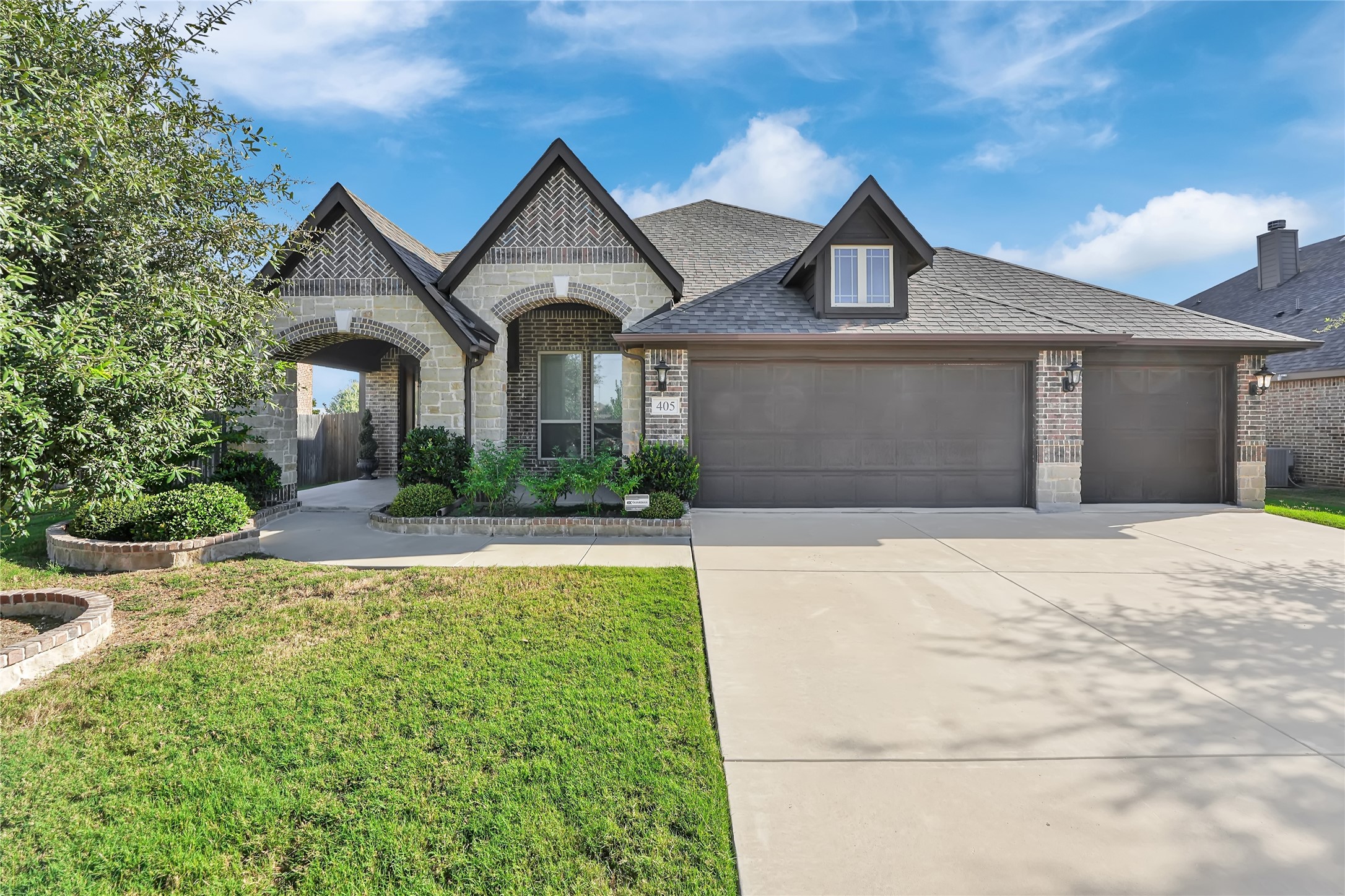 405 Richard Street Crowley TX 76036