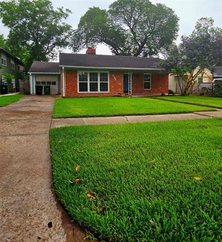 615 Sulphur Street Houston TX 77034
