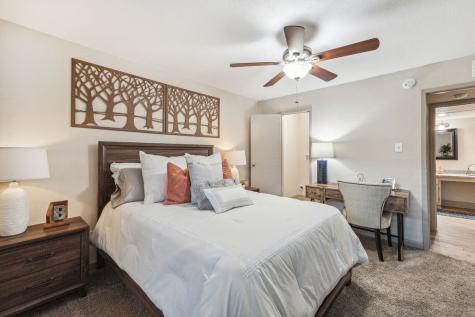10751 Meadowglen Lane Kate Houston TX 77042